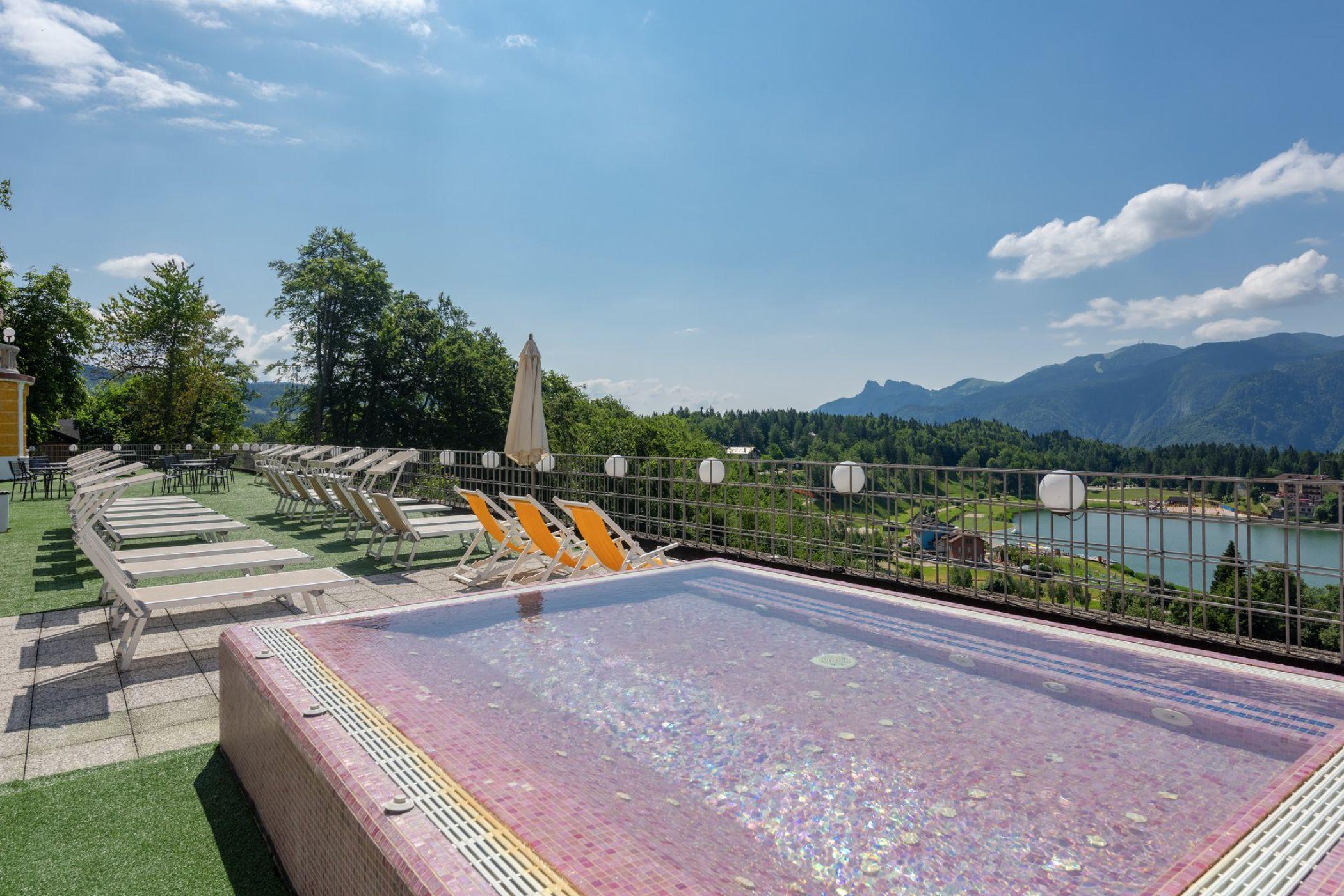 Grand Hotel Astoria Lavarone Εξωτερικό φωτογραφία