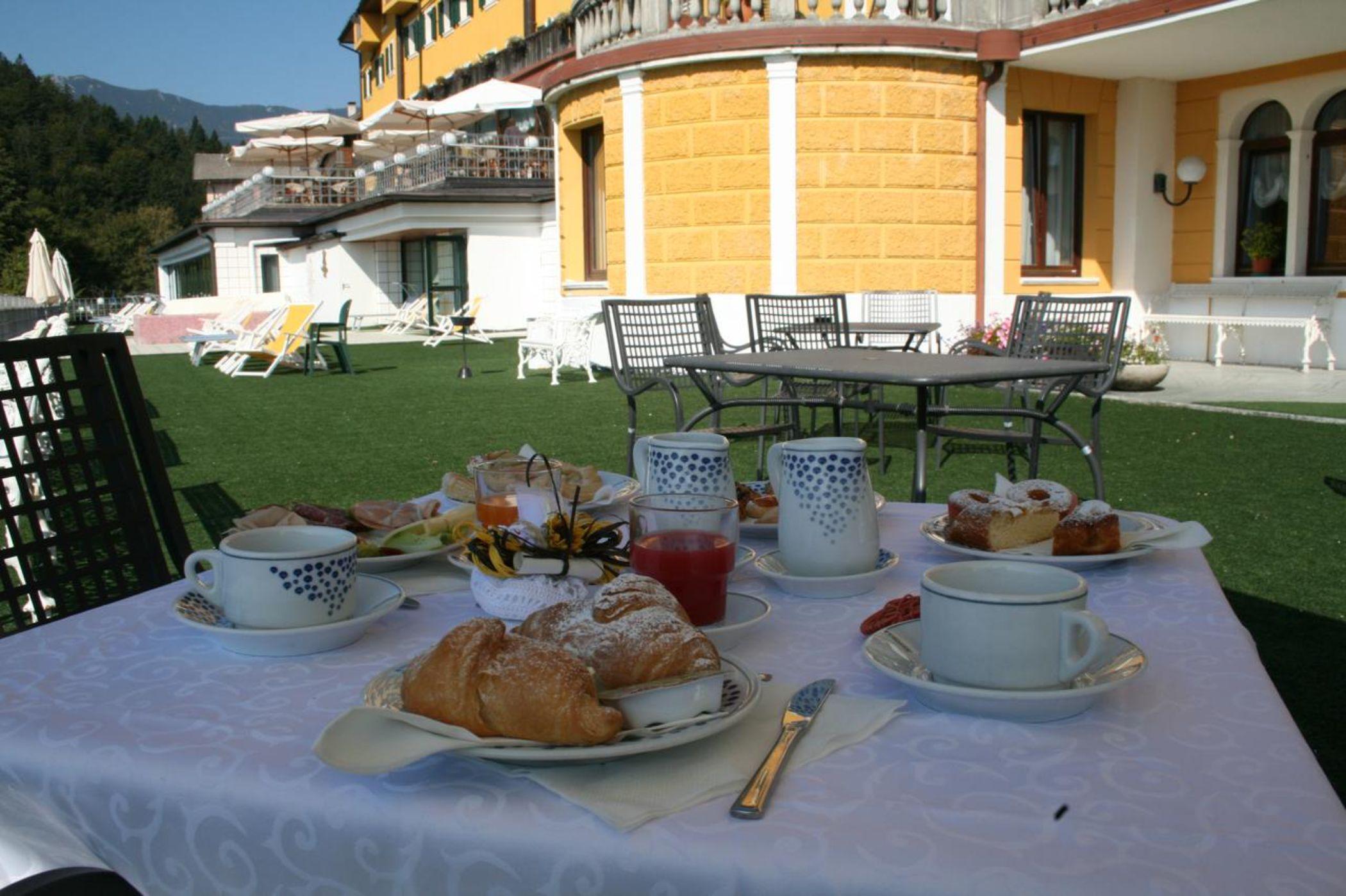 Grand Hotel Astoria Lavarone Εξωτερικό φωτογραφία