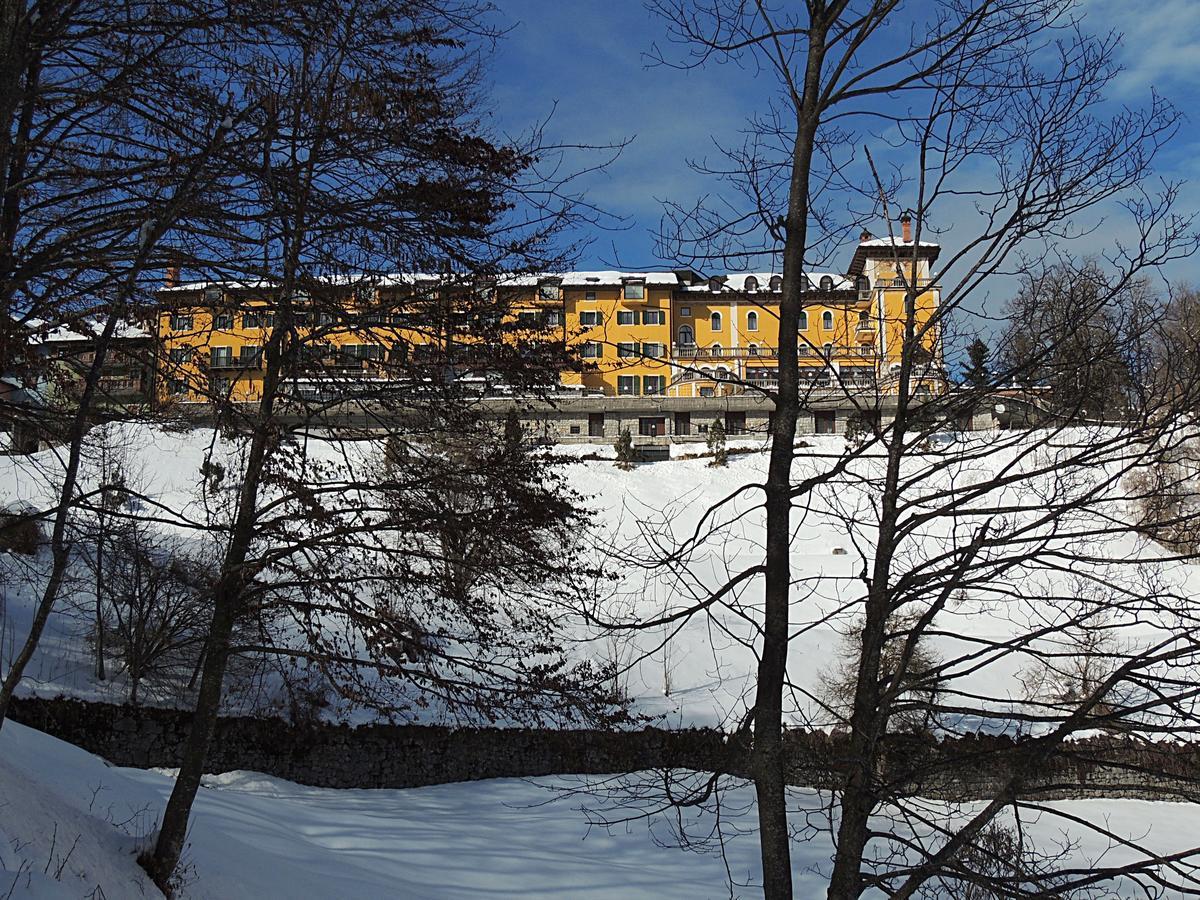 Grand Hotel Astoria Lavarone Εξωτερικό φωτογραφία