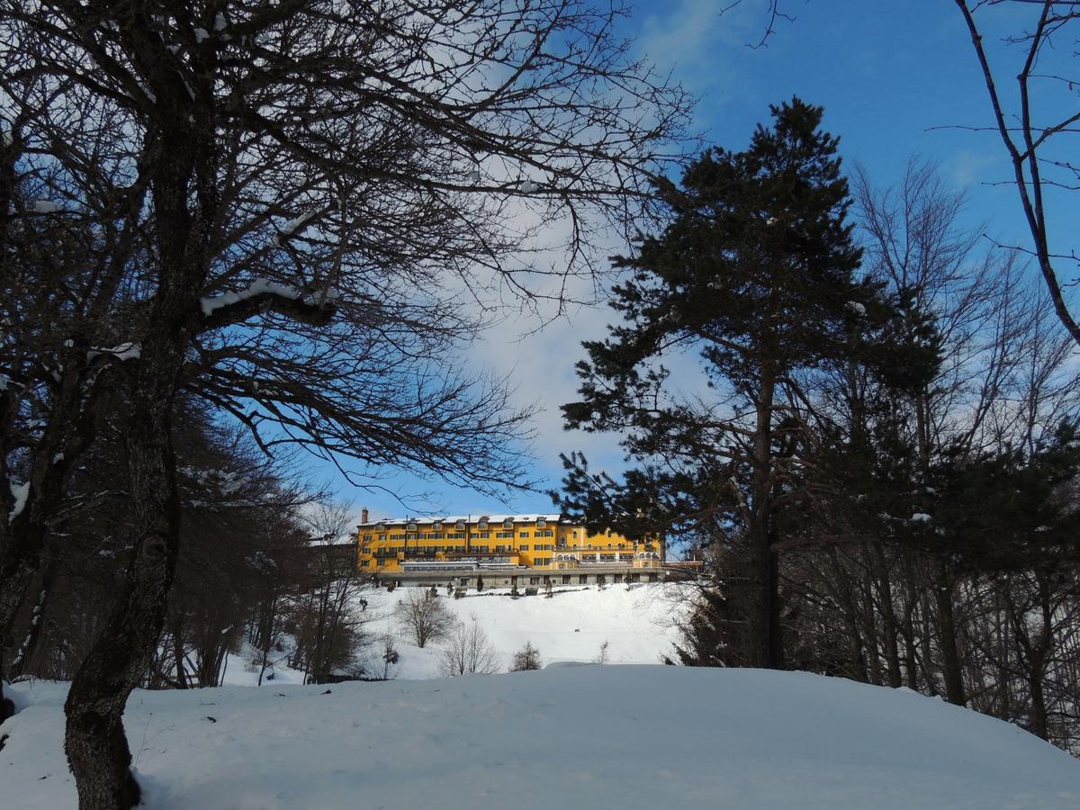 Grand Hotel Astoria Lavarone Εξωτερικό φωτογραφία